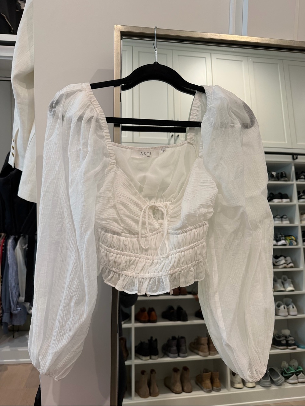 Astr White Puff-Sleeve Smocked Tie-Front Crop Top